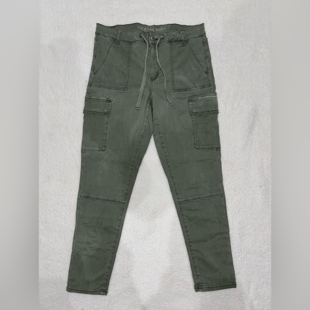American Eagle Outfitters Green Cargo Pants